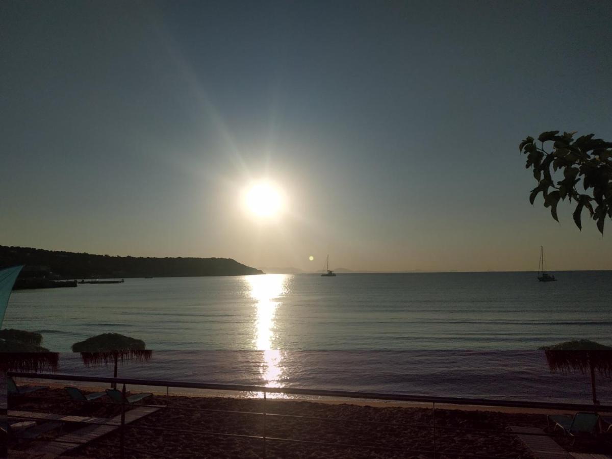 Παραθαλασσιο Στουντιο Μιχαλιας Sea View Studio Michalias Νουμερο 8 Agia Marina  エクステリア 写真