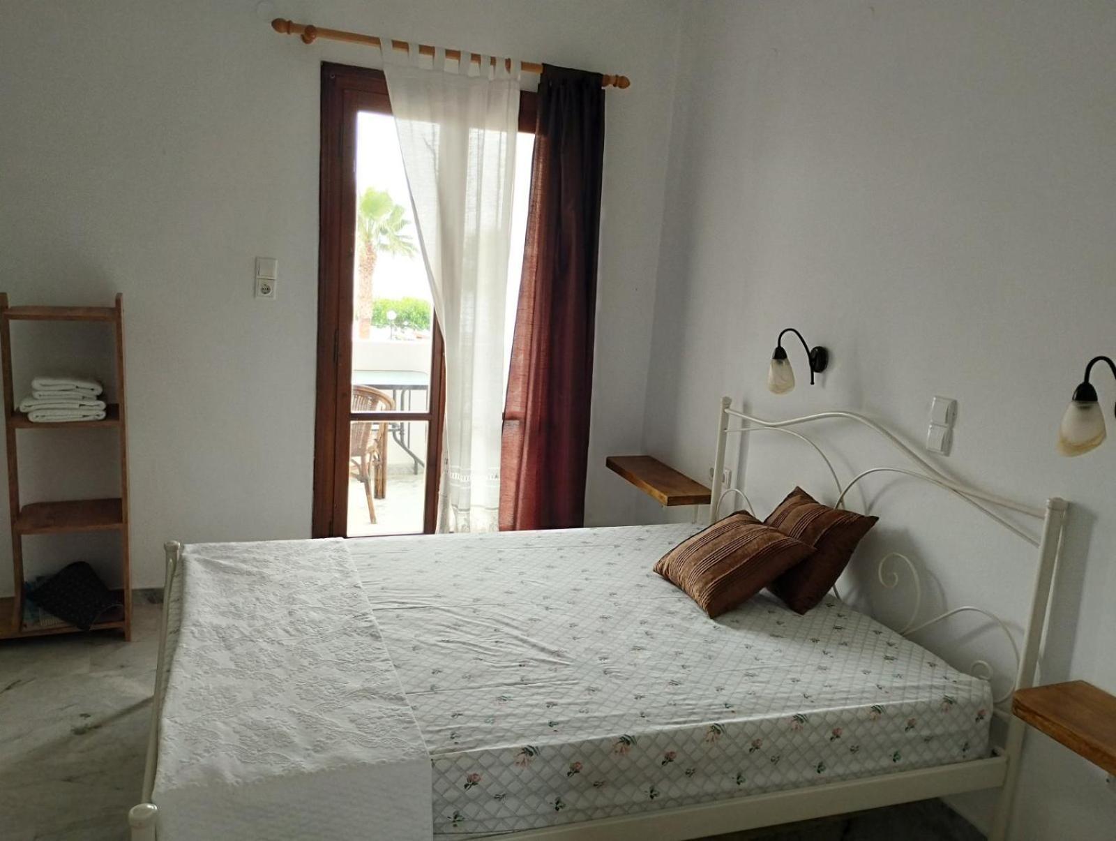 Παραθαλασσιο Στουντιο Μιχαλιας Sea View Studio Michalias Νουμερο 8 Agia Marina  エクステリア 写真